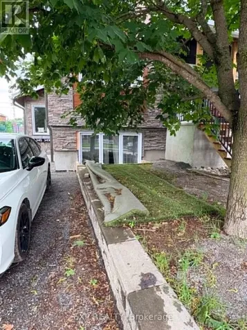 340 Queen Mary Street Ottawa ON K1K 1W9