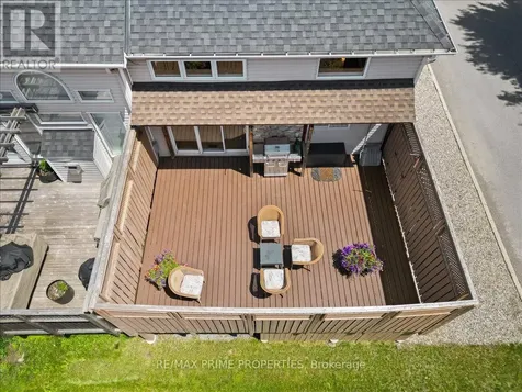 201 Gladeview Private Ottawa ON K1T 4A6