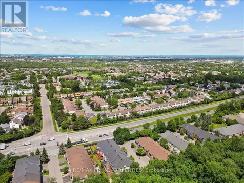 201 Gladeview Private Ottawa ON K1T 4A6