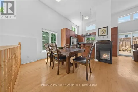 201 Gladeview Private Ottawa ON K1T 4A6