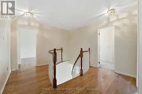 50 Bramble Wood Crescent Ottawa ON K2M 2H4