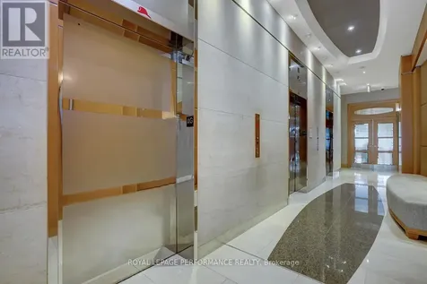 38 Metropole Private Ottawa ON K1Z 1E9