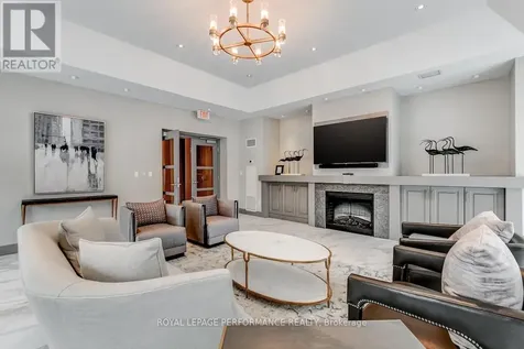 38 Metropole Private Ottawa ON K1Z 1E9