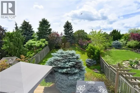 5156 Ridgewell Road Burlington ON L7L 6N7