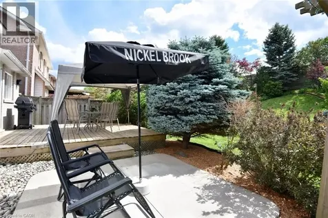 5156 Ridgewell Road Burlington ON L7L 6N7