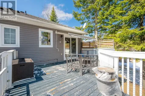 7 50th Street South Wasaga Beach ON L9Z 1X5