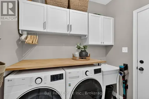244 Lorne Court Selwyn ON K9L 0A1