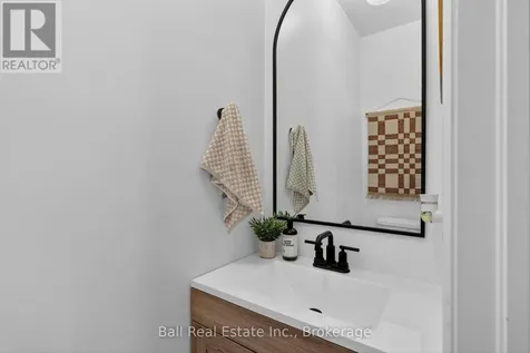 244 Lorne Court Selwyn ON K9L 0A1