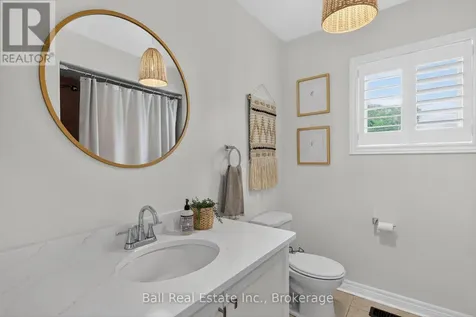 244 Lorne Court Selwyn ON K9L 0A1