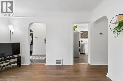 209 Bedford Road Kitchener ON N2G 3A5