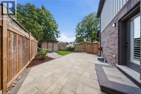 21 Sandy Row Brantford ON N3T 5Z3