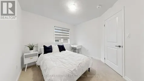 1406 Swallowtail Lane Pickering ON L1X 0N8