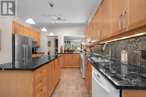 1547 Henri Lauzon Street Ottawa ON K1C 7R9