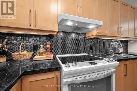 1547 Henri Lauzon Street Ottawa ON K1C 7R9