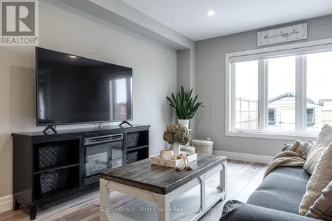 236 Bradshaw Drive Stratford ON N5A 0G5