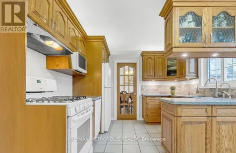 100 Warren Road Kitchener ON N2M 4T4
