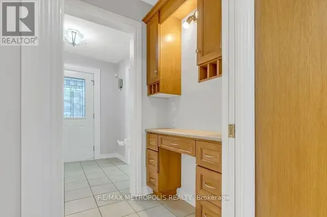 100 Warren Road Kitchener ON N2M 4T4