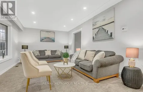 100 Warren Road Kitchener ON N2M 4T4