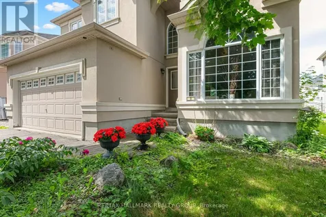 9 Blackshire Circle Ottawa ON K2J 5L8