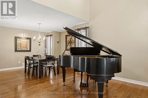 9 Blackshire Circle Ottawa ON K2J 5L8