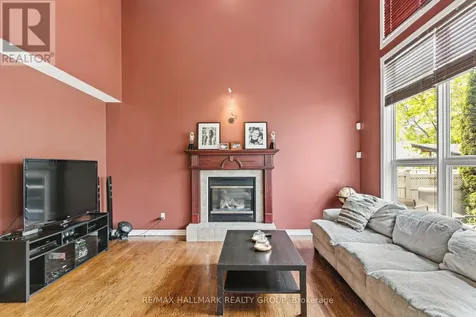 9 Blackshire Circle Ottawa ON K2J 5L8