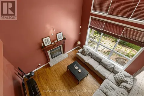 9 Blackshire Circle Ottawa ON K2J 5L8