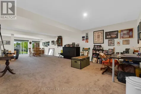 34 Chamberlain Crescent Penetanguishene ON L9M 0A6