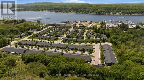 34 Chamberlain Crescent Penetanguishene ON L9M 0A6