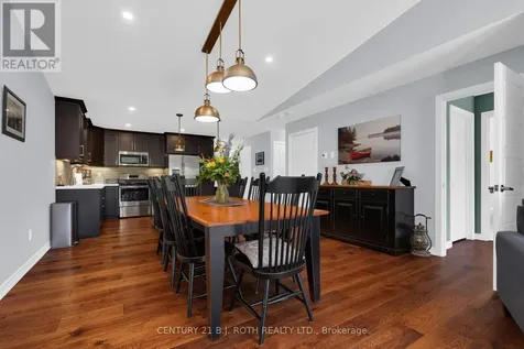 34 Chamberlain Crescent Penetanguishene ON L9M 0A6