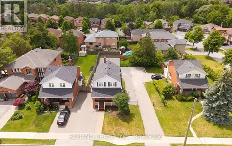 Kipling Avenue Vaughan (west Woodbridge) ON L4L 1Z5
