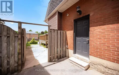Kipling Avenue Vaughan (west Woodbridge) ON L4L 1Z5