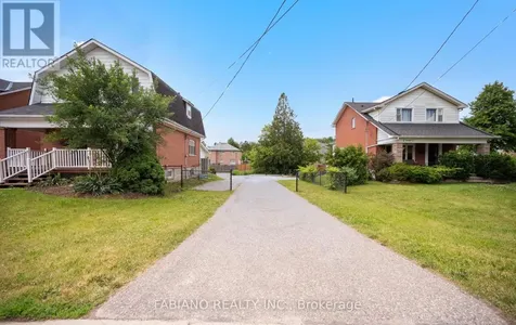 Kipling Avenue Vaughan (west Woodbridge) ON L4L 1Z5
