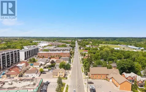 Kipling Avenue Vaughan (west Woodbridge) ON L4L 1Z5
