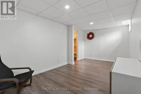 3251 Bannon Way Ottawa ON K1T 1T2