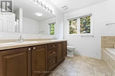347 Antigonish Avenue Ottawa ON K4A 0T9