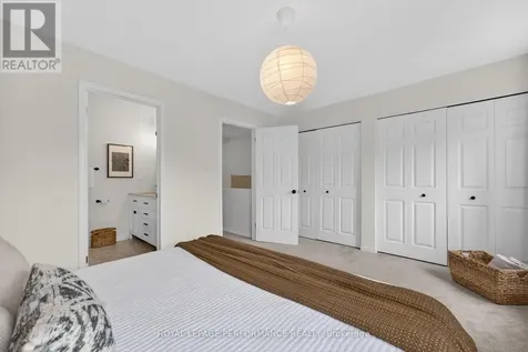 503 Edison Avenue Ottawa ON K2A 1V3