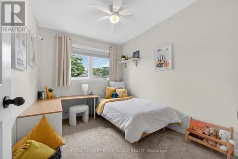503 Edison Avenue Ottawa ON K2A 1V3