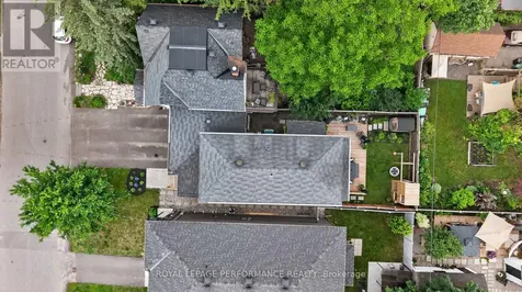 503 Edison Avenue Ottawa ON K2A 1V3