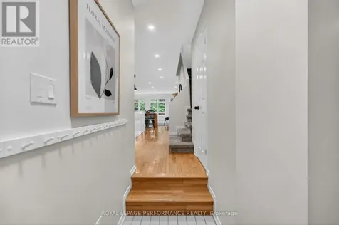 503 Edison Avenue Ottawa ON K2A 1V3