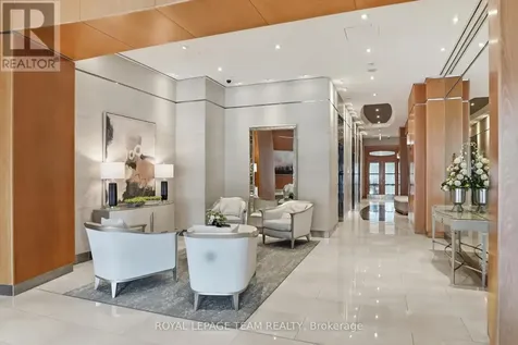 38 Metropole Private Ottawa ON K1Z 1E9