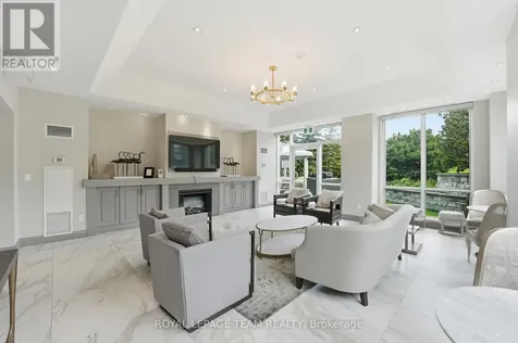 38 Metropole Private Ottawa ON K1Z 1E9