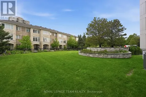 38 Metropole Private Ottawa ON K1Z 1E9