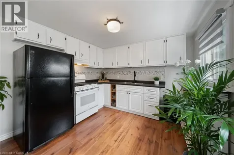248 Richardson Drive Port Dover ON N0A 1N4
