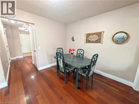 34 Dynasty Avenue Stoney Creek ON L8G 5C7