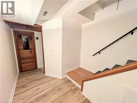 34 Dynasty Avenue Stoney Creek ON L8G 5C7