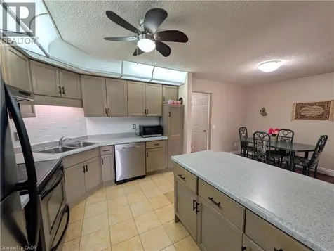 34 Dynasty Avenue Stoney Creek ON L8G 5C7