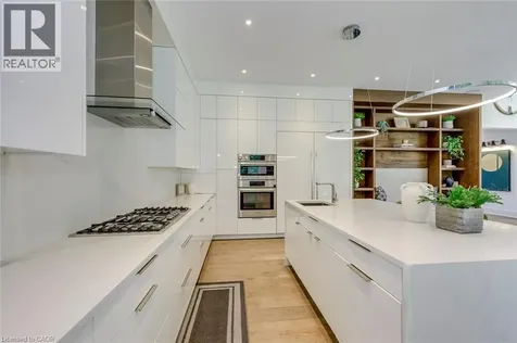 2104 Devon Road Oakville ON L6J 2N2
