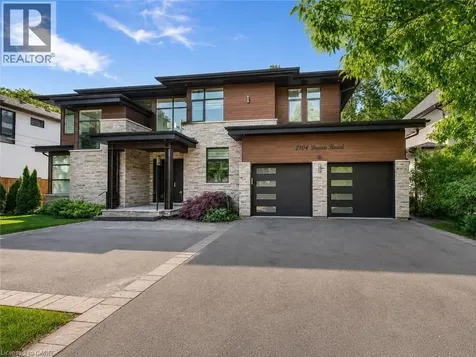 2104 Devon Road Oakville ON L6J 2N2