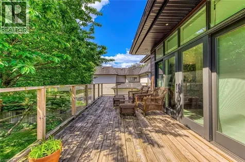 2104 Devon Road Oakville ON L6J 2N2