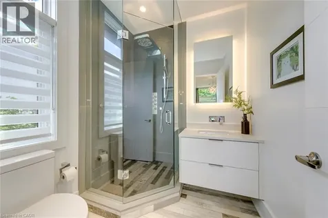 2104 Devon Road Oakville ON L6J 2N2
